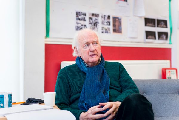 Oliver Ford Davies Photo