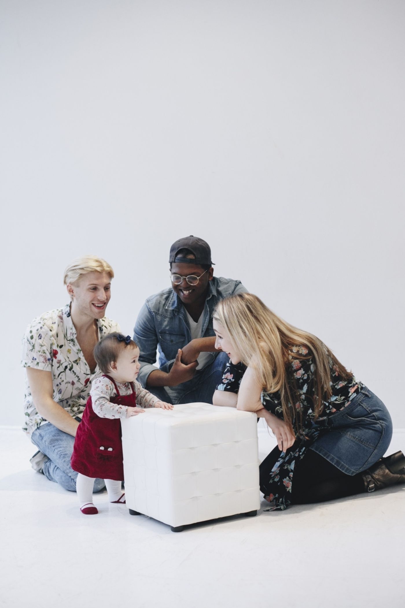 BWW Exclusive: How the Broadway Babysitters Are Bringing the Arts Home BWW Exclusive: How the Broadway Babysitters Are Bringing the Arts Home Image