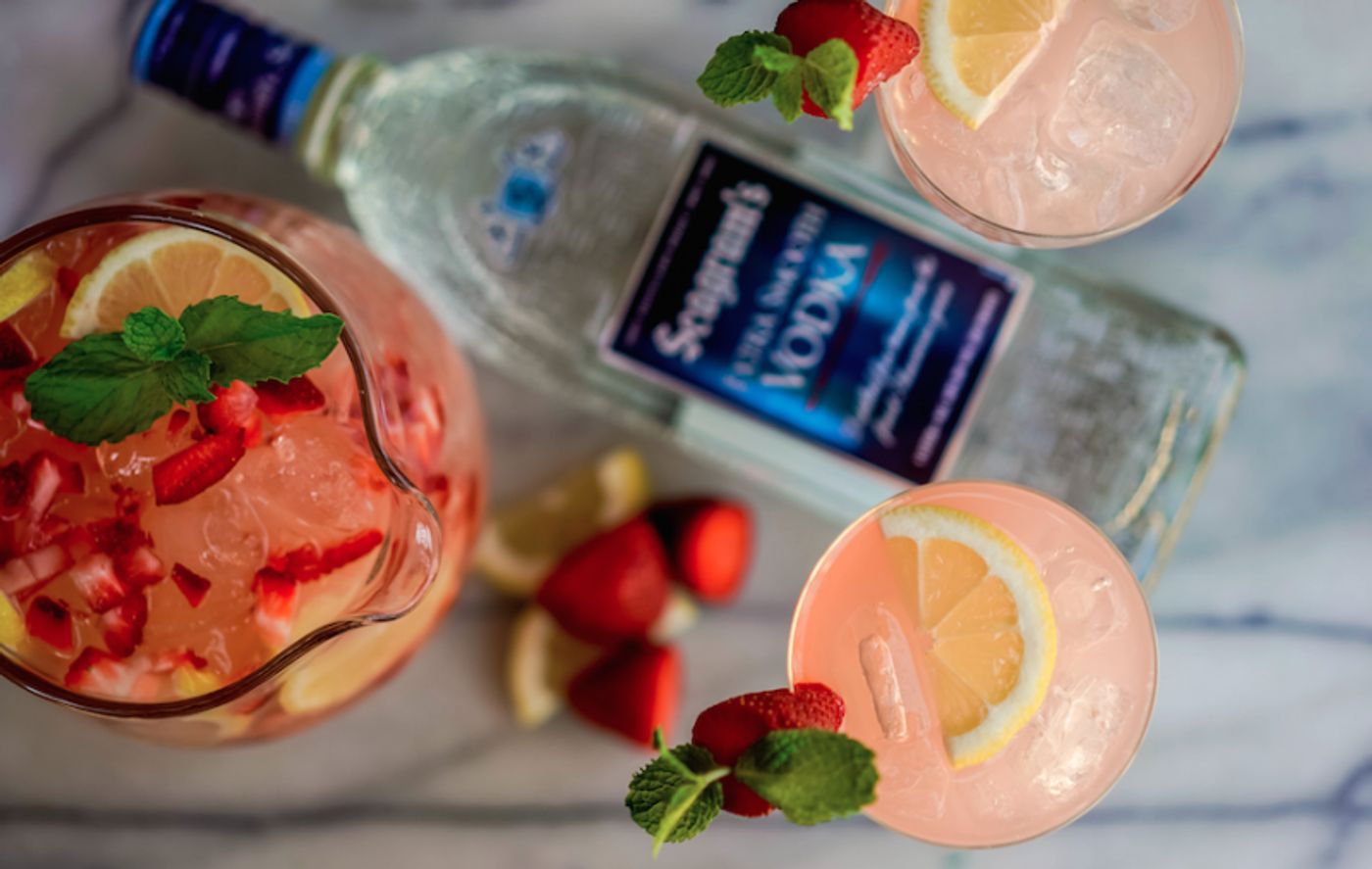 Colorful SPRING COCKTAIL RECIPES to Delight and Refresh  Image