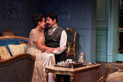 Vanessa Becerra and Efraín Solís Photo