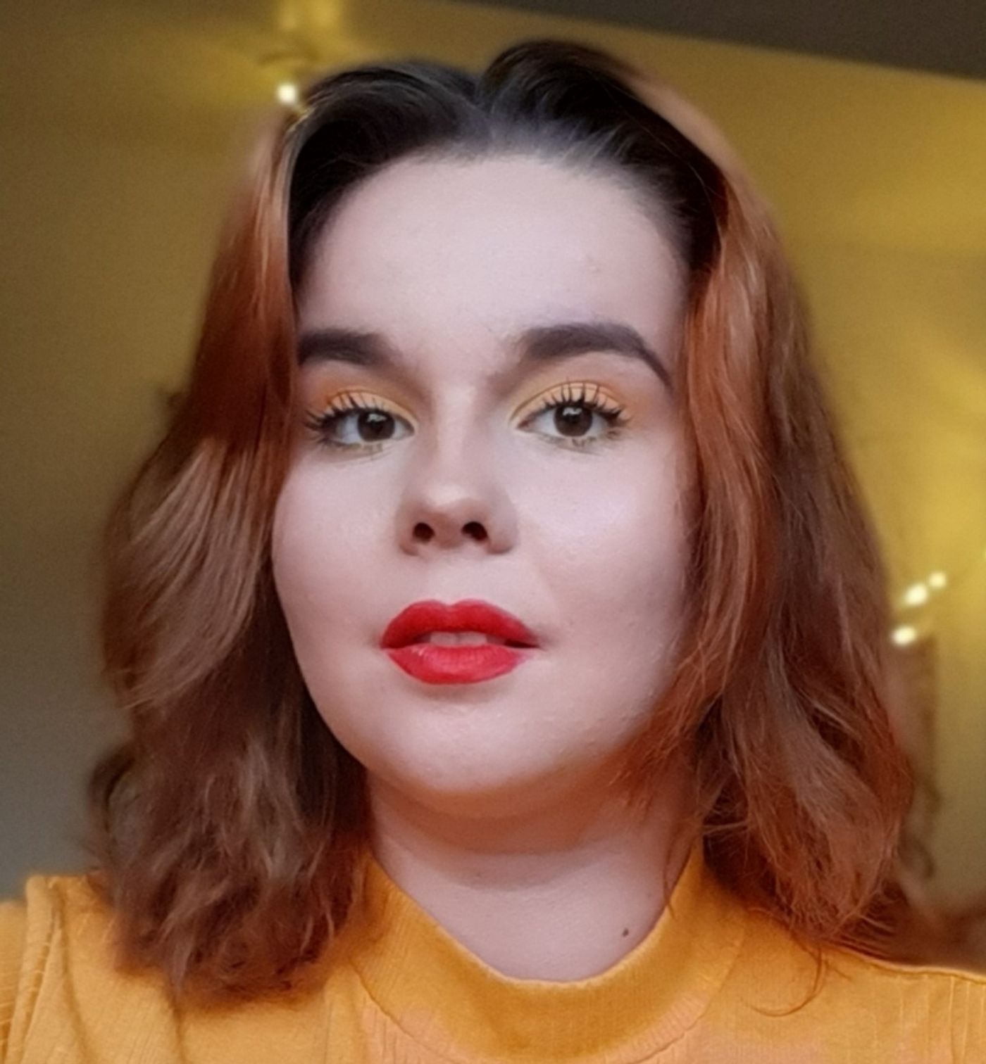 BWW Arvio: Ihmiset pakenevat toksisuutta Marsiin, kuin menneisyyden munkit luostareihin, TOKSINEN KABAREE BWW Arvio: Ihmiset pakenevat toksisuutta Marsiin, kuin menneisyyden munkit luostareihin, TOKSINEN KABAREE Image