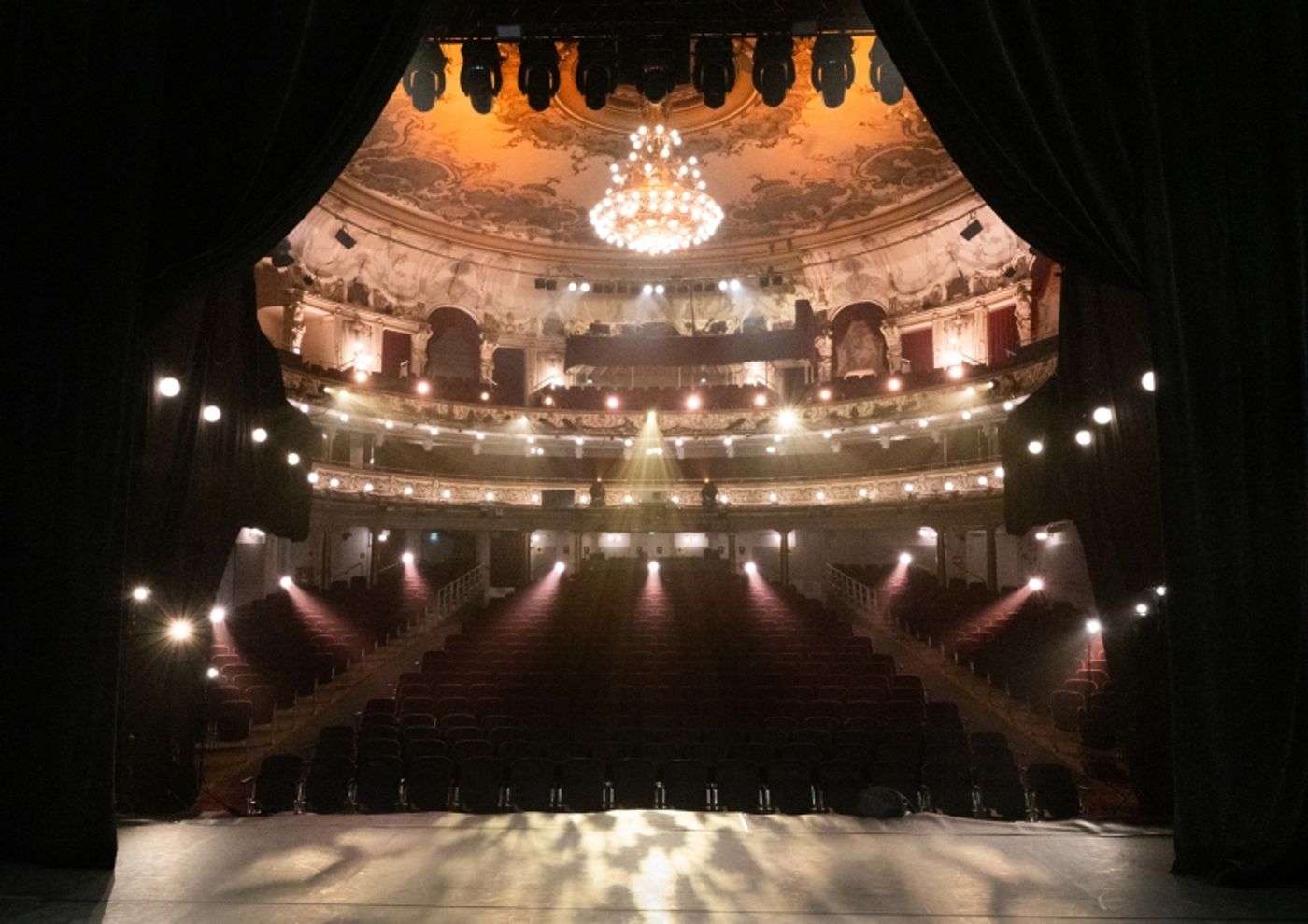 BWW Previews: THE GREAT VBW CONCERT-WE PLAY FOR AUSTRIA at Recorded At The Ronacher Theatre Vienna  Image