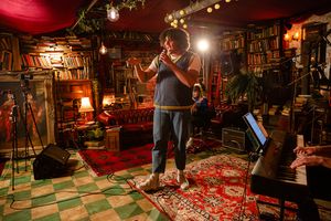 Billy Nevers @ BroadwayWorld Billy Nevers Photo