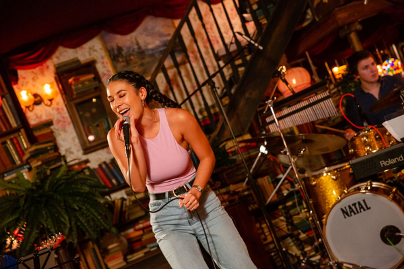 Photo Flash: First Look at the UK Premiere of Drew Gasparini's I COULD USE A DRINK  Image