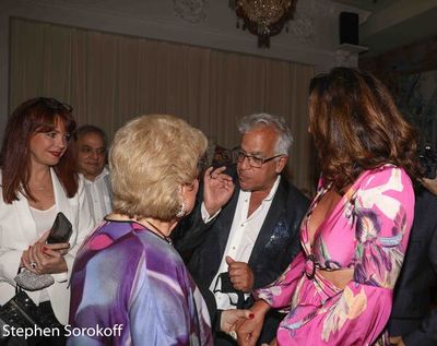 Deborah Lynn, Marilyn Maye, Richard Jay-Alexander, Luann de Lesseps Photo