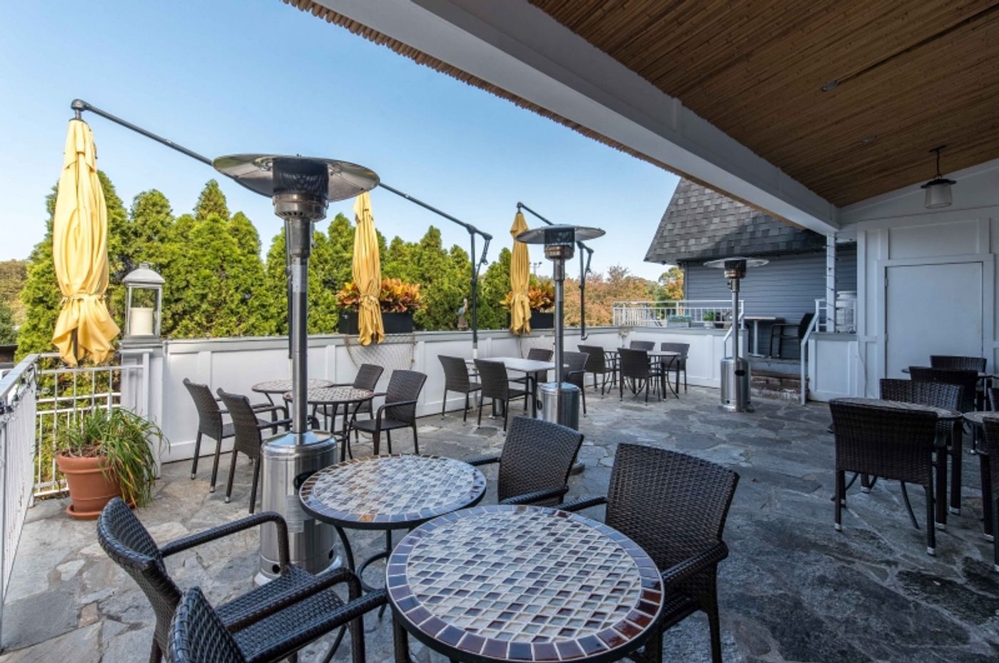 Three Long Island Dining Destinations, LIMANI, PRIME 1024 AND ONIRO TAVERNA Three Long Island Dining Destinations, LIMANI, PRIME 1024 AND ONIRO TAVERNA Image