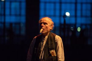 Tom Roberts @ BroadwayWorld Tom Roberts Photo