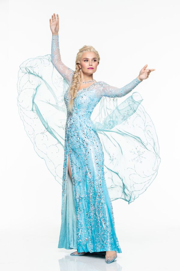 Photos/Video: All New Portraits of the West End Cast of FROZEN; Samantha Barks, Stephanie McKeon, and More!  Image