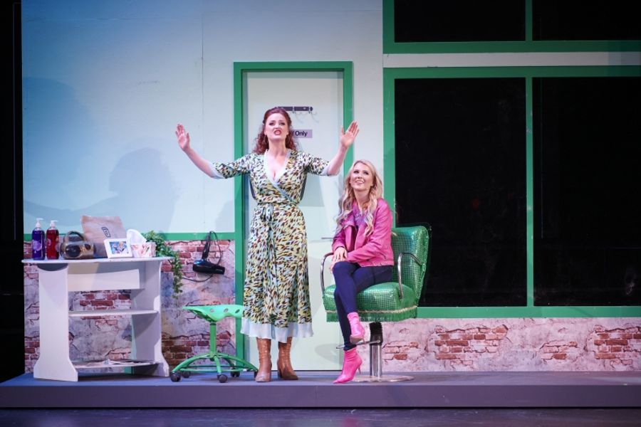 Review: LEGALLY BLONDE at Crown Theatre Image