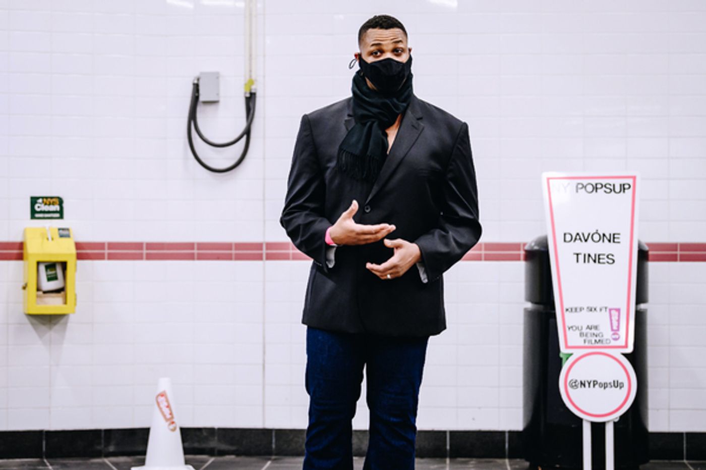 Photo Flash: Davóne Tines, Chris Thile, Carl Hancock Rux, The Lazours and More Perform for NY PopsUp Photo Flash: Davóne Tines, Chris Thile, Carl Hancock Rux, The Lazours and More Perform for NY PopsUp Image