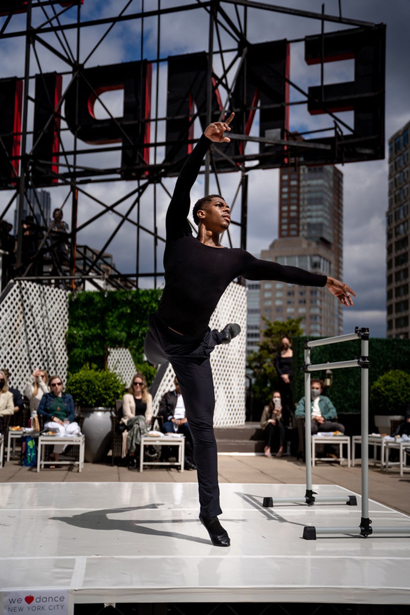 Photo Flash: iHeartDance NYC Soars on an Uptown Rooftop Bringing Dance Back To Life  Image
