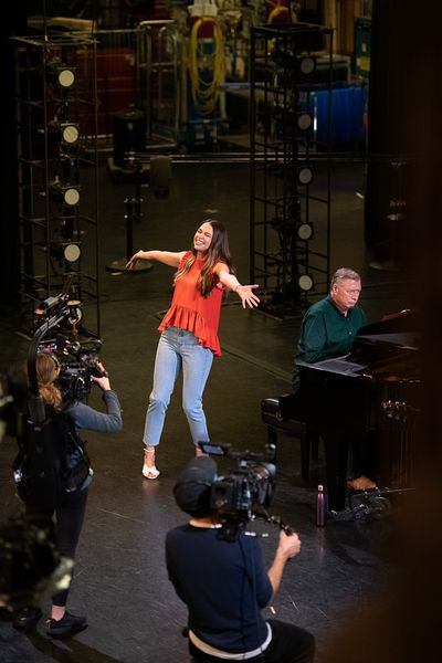 Sutton Foster Photo