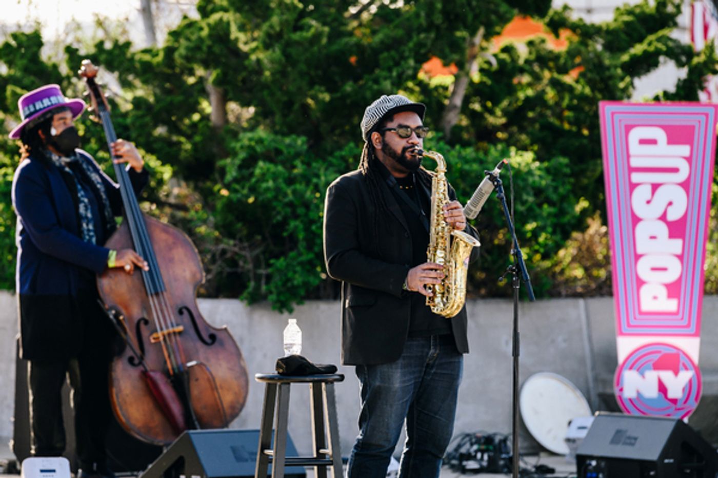 Photo Flash: Laurie Anderson, Chris Thile and More Perform in the 10th Week of NY PopsUp  Image