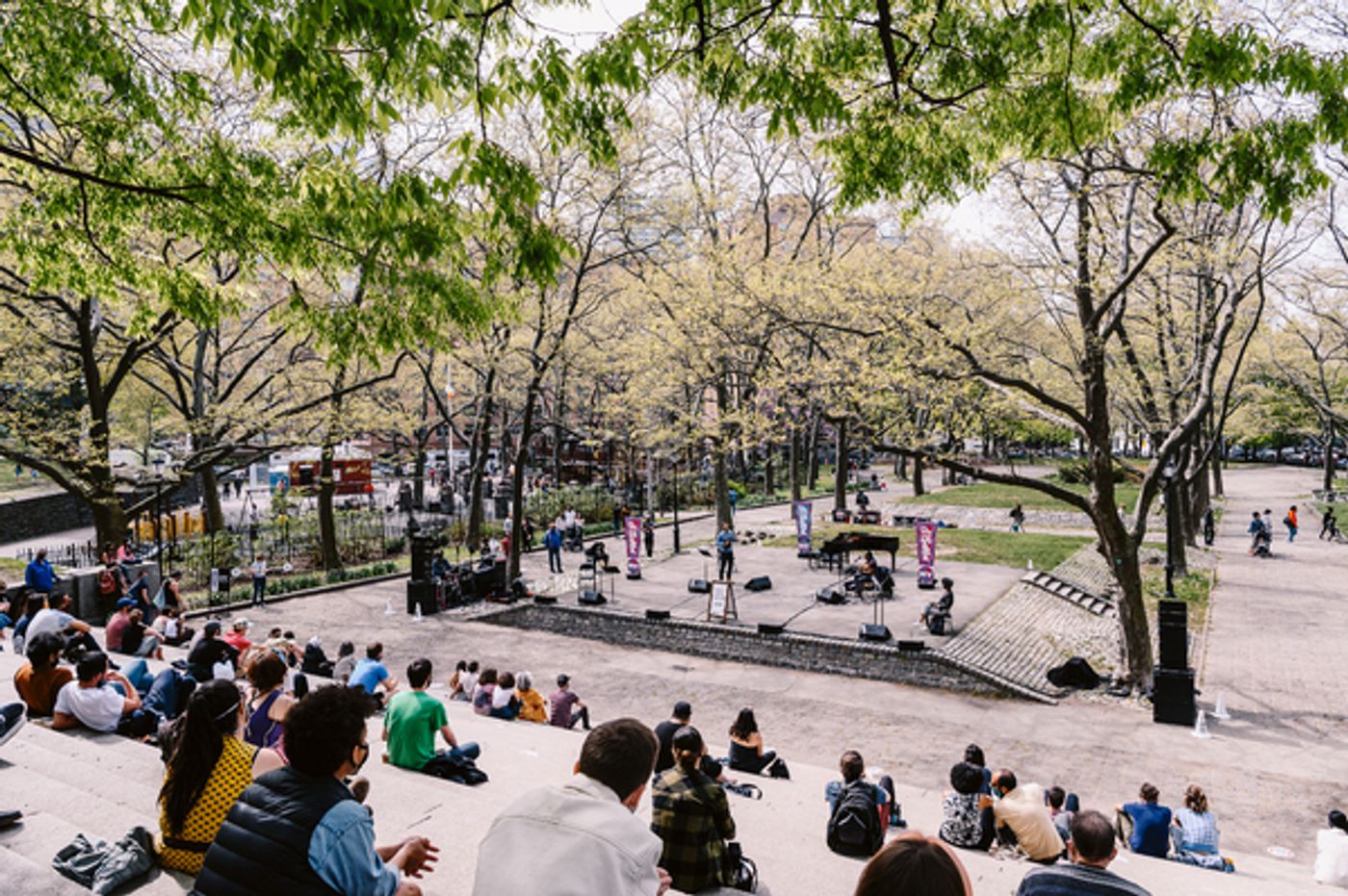 Photo Flash: Laurie Anderson, Chris Thile and More Perform in the 10th Week of NY PopsUp  Image