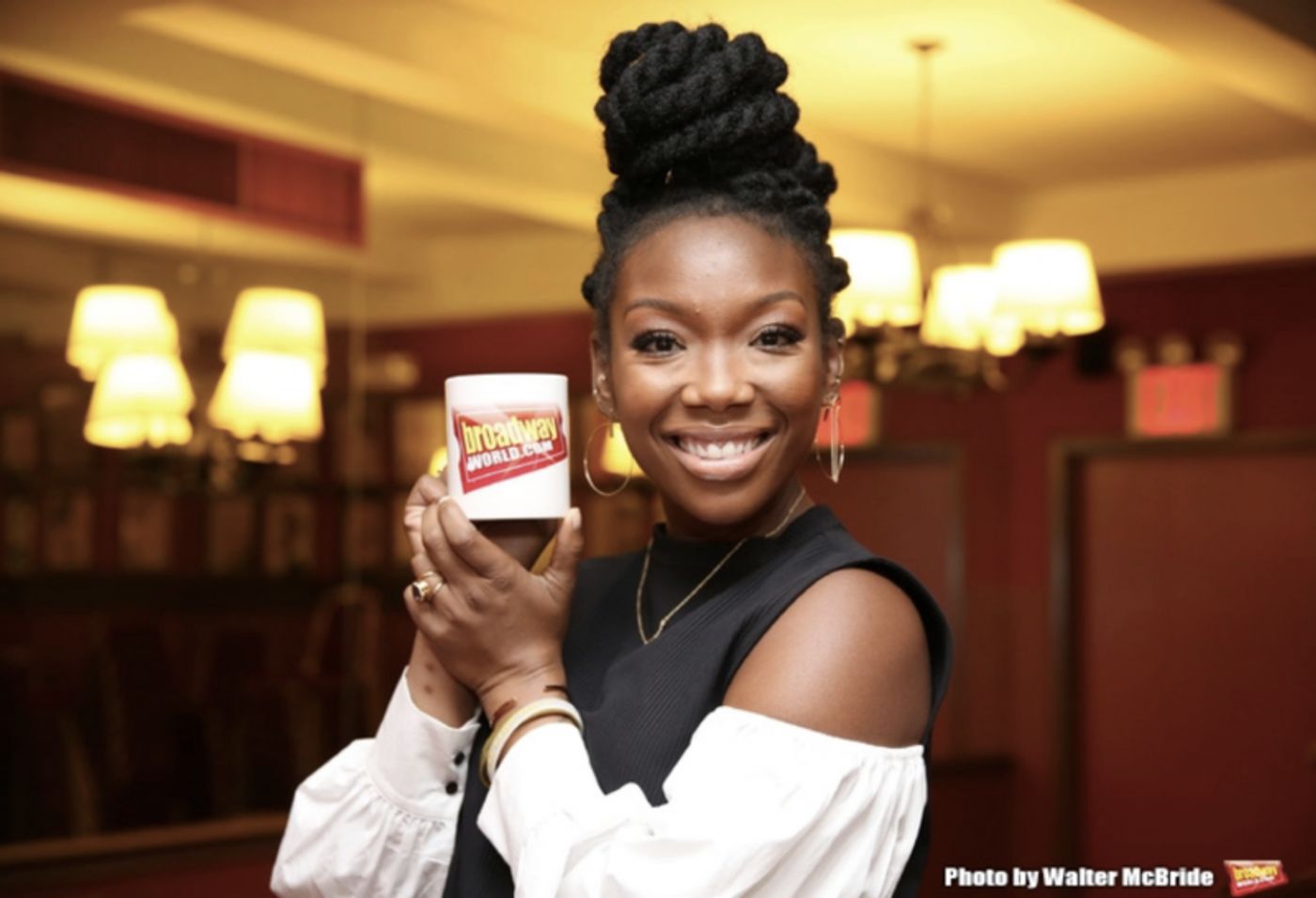 Wake Up With BWW 4/30: De Blasio Plans to Reopen NYC on July 1; Broadway Still Plans September Return  Image