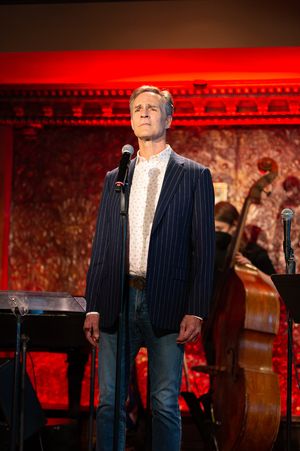 Howard McGillin Photo