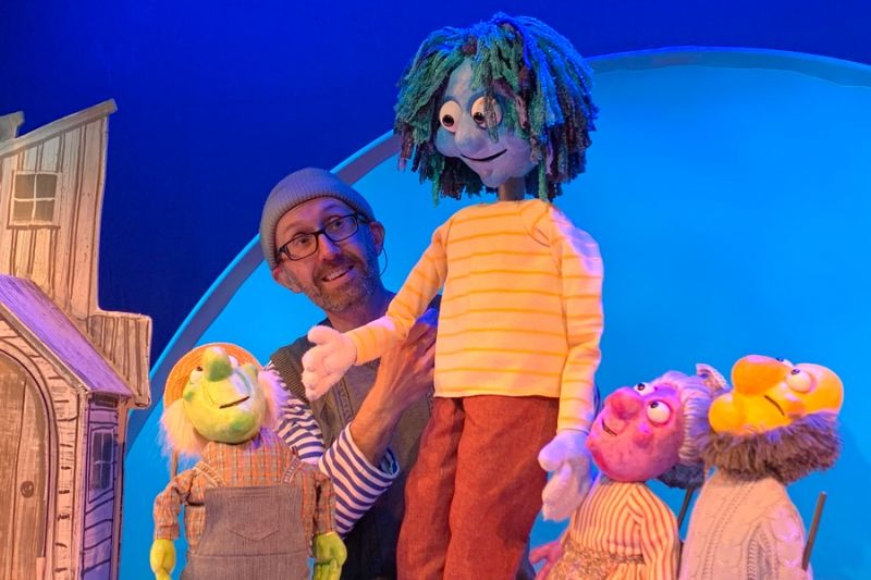 Review: THE FIRST IN THEATER PRODUCTION HOW TO SNAG A SEA MONSTER at Coterie Theatre  Image