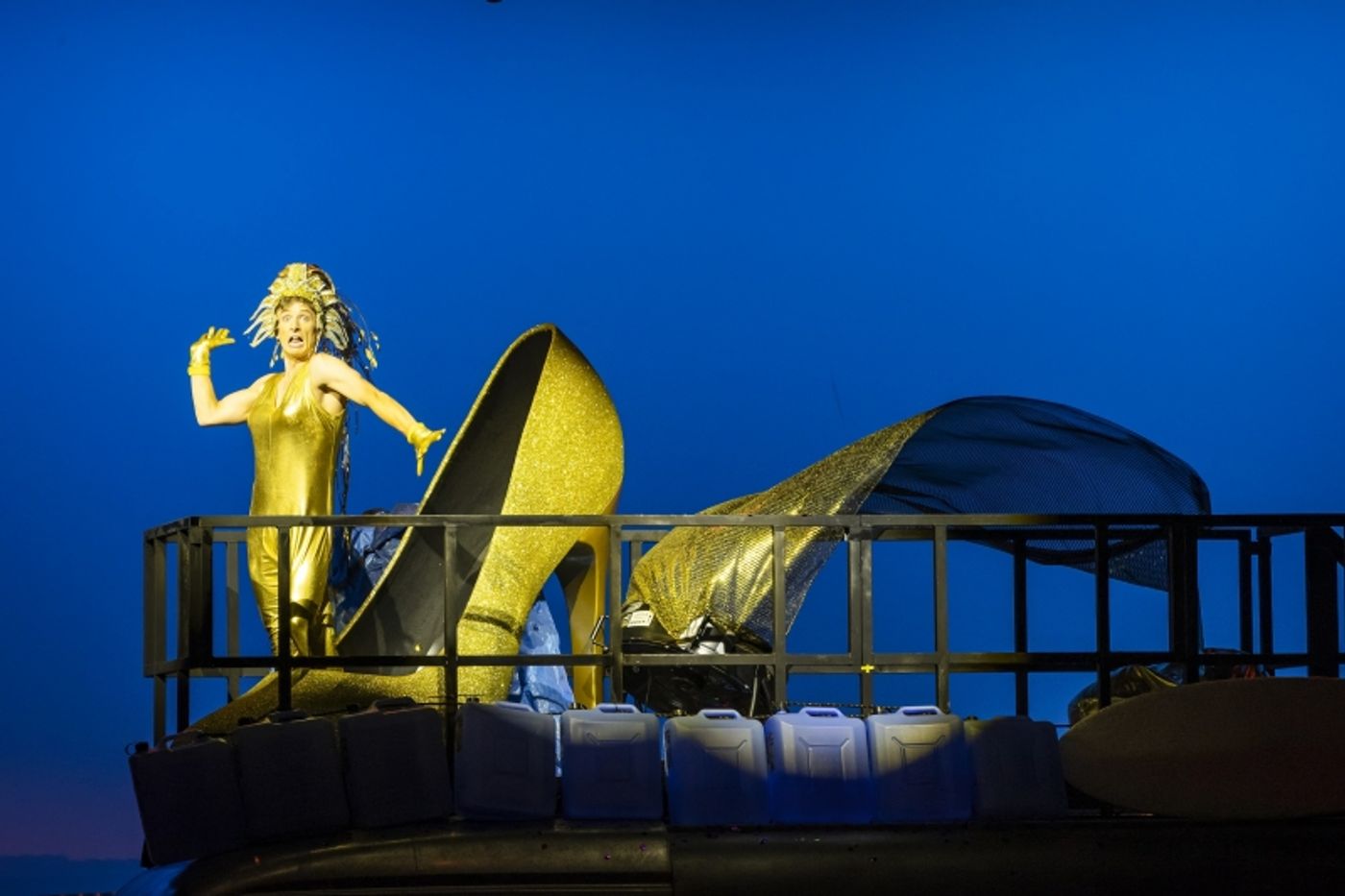 Review: PRISCILLA, QUEEN OF THE DESERT at Crown Theatre  Image