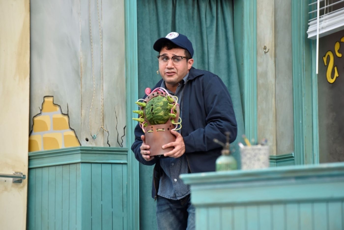 Review: LITTLE SHOP OF HORRORS at Orlando Shakes  Image