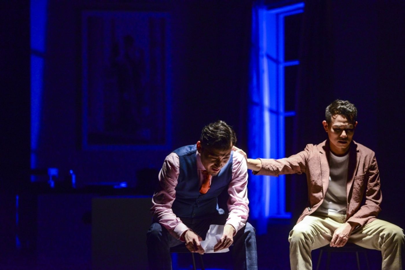 Review: LARGER THAN LIFE at Hong Kong City Hall Theatre  Image