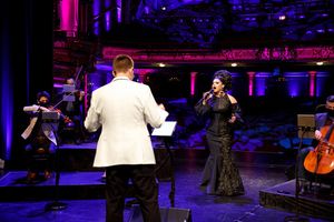 Maestro Luke Frazier conducts Alexis Michelle and the American Pops Orchestra Photo