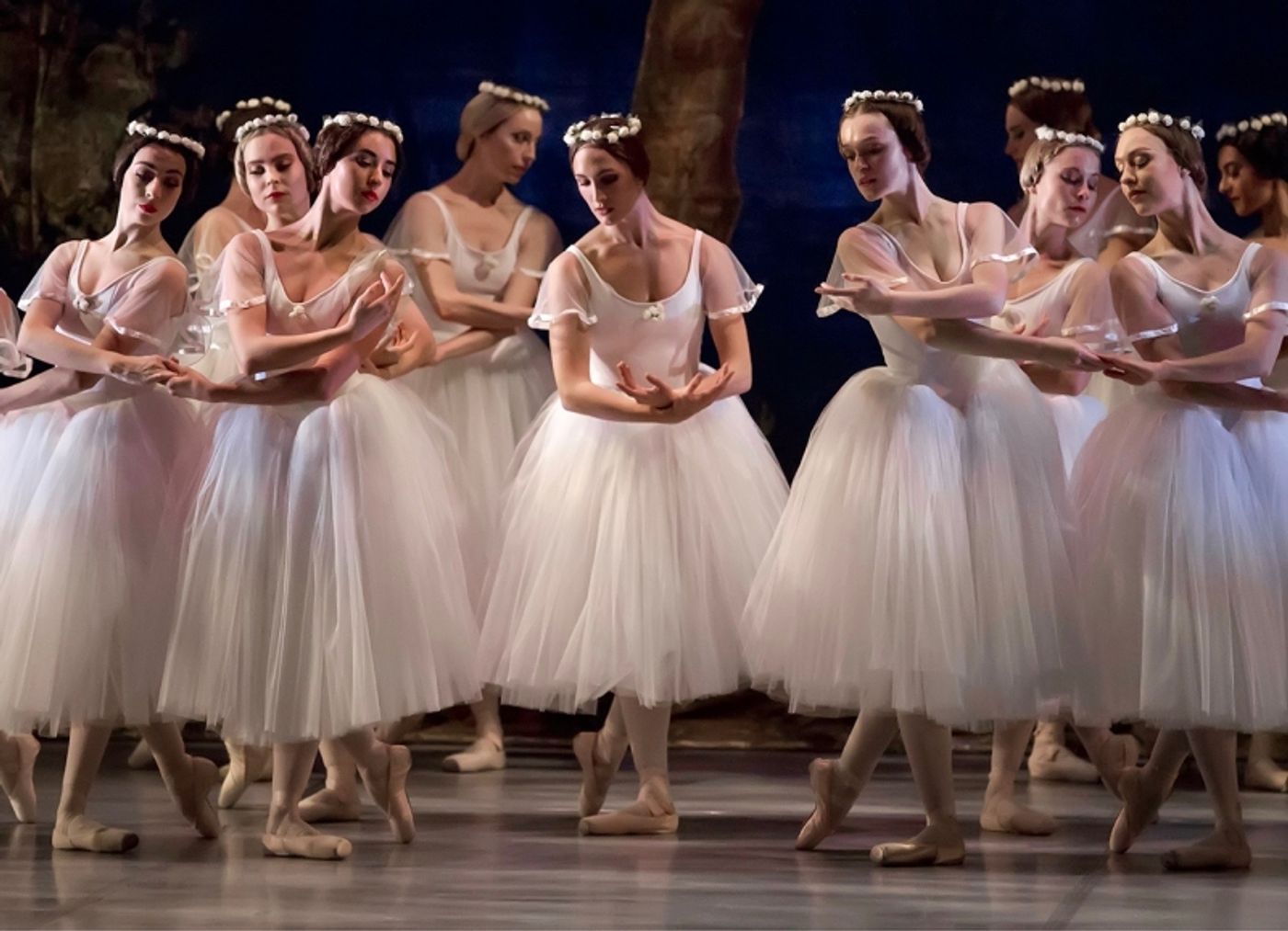 Review: Cape Town City Ballet's Double Bill of INGOMA / LES SYLPHIDES Set to Enchant and Enthuse Review: Cape Town City Ballet's Double Bill of INGOMA / LES SYLPHIDES Set to Enchant and Enthuse Image