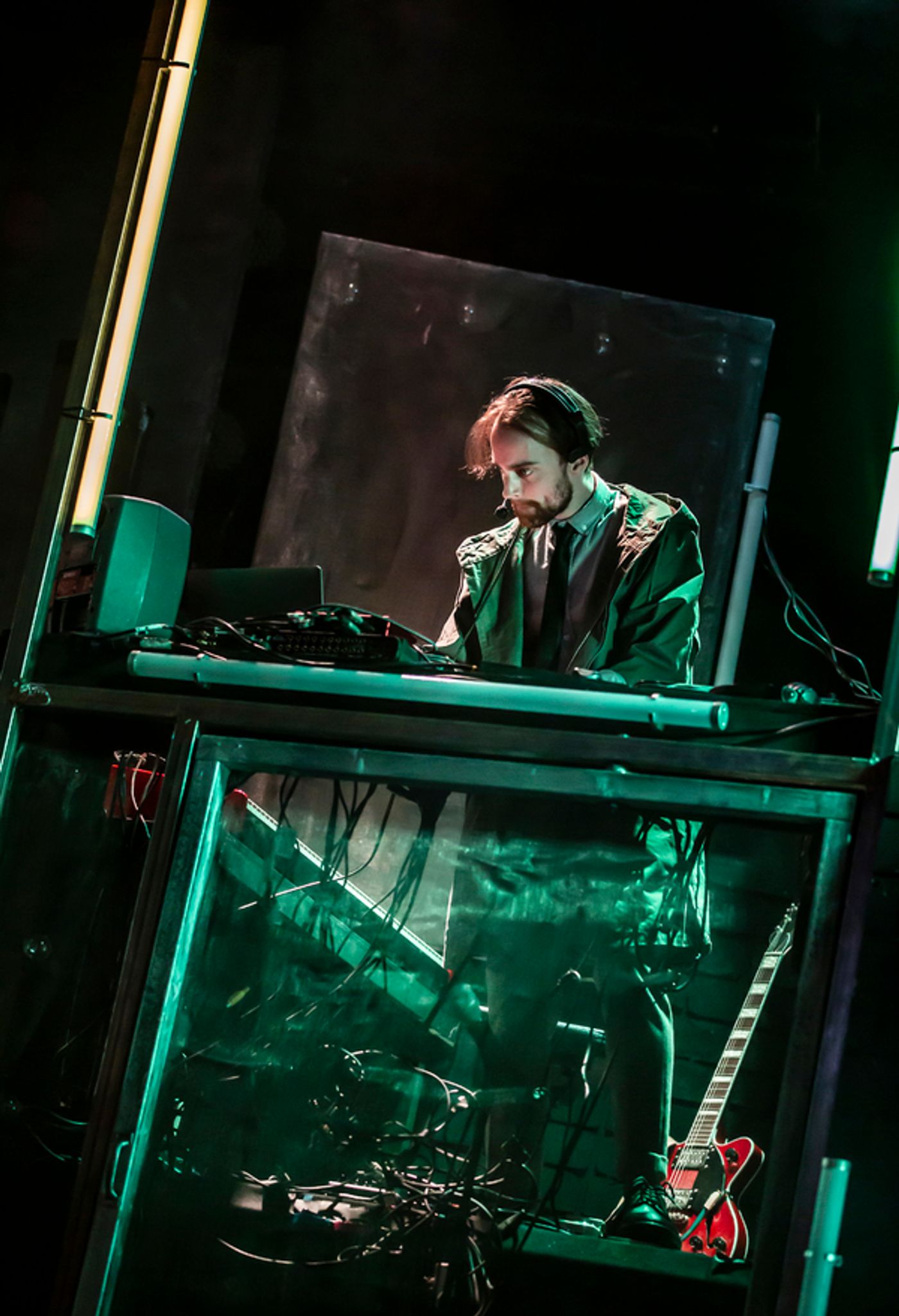 Photo Flash: First Look at CRUISE at the Duchess Theatre  Image