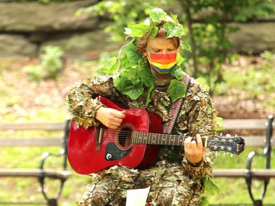 Ian Miller, aka the ?Tree Matcher? Twiggy ? who matches people to their trees ?  Photo
