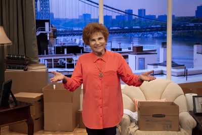 Tovah Feldshuh Photo