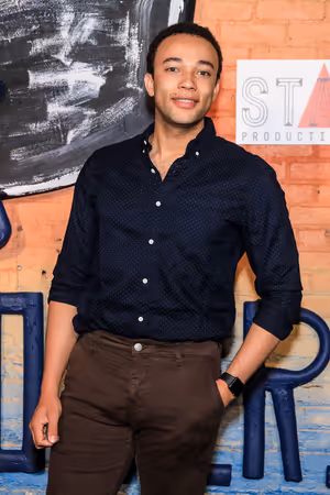 Robby Clater @ BroadwayWorld Robby Clater Photo