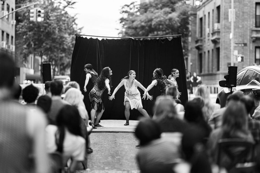 Photo Flash: Guilty Pleasures Cabaret Dazzles NYC Streets with SIDEWALK SPEAKEASY Image