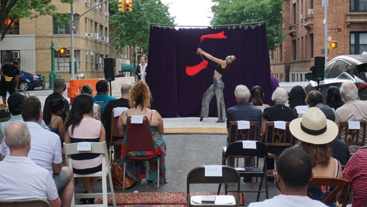 Photo by Rachel Caron at Guilty Pleasures Cabaret Dazzles NYC Streets with  SIDEWALK SPEAKEASY