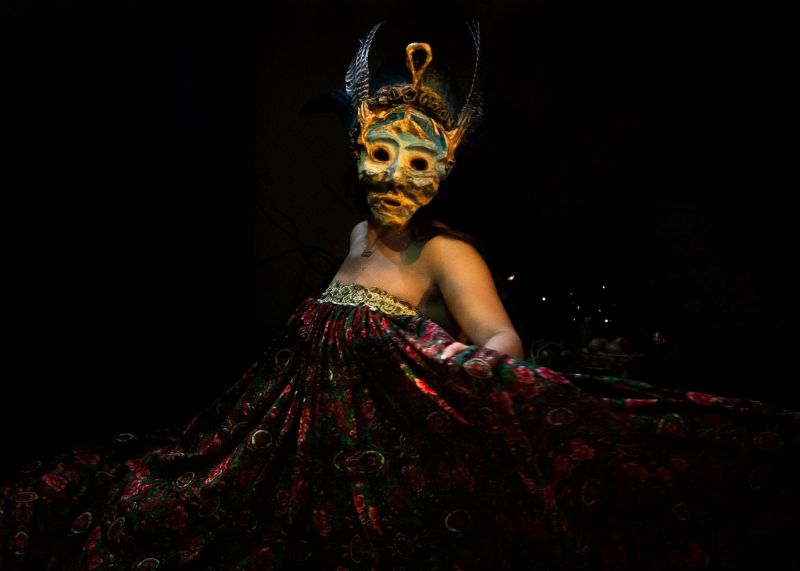 Review: PERSOU Pursues Eternal Spring at The Cell Theatre  Image