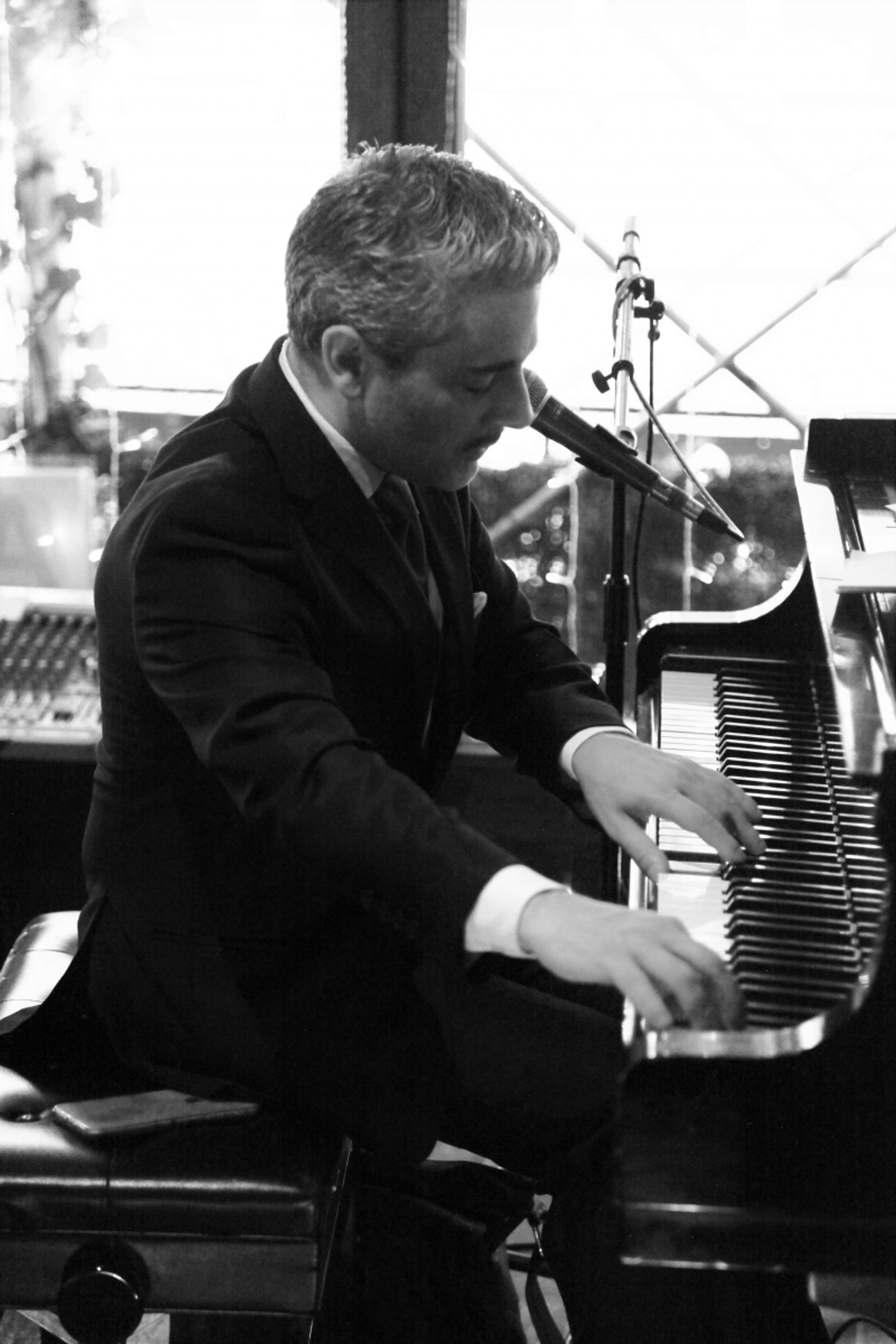 Review: Eric Yves Garcia Makes Movie Moods at The West Bank Cafe  Image