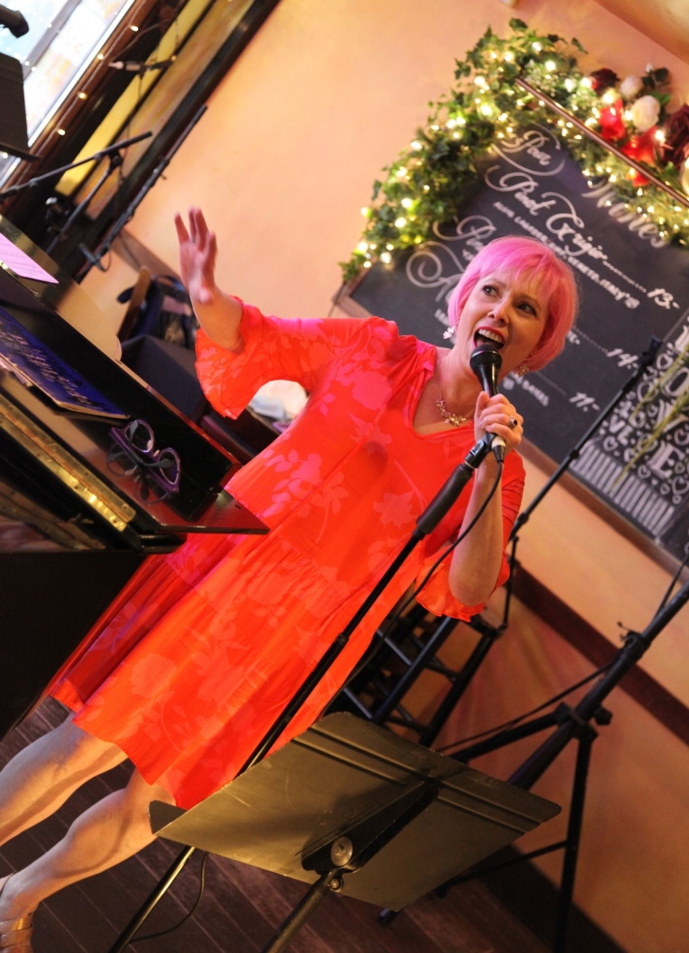 Review: The West Bank Cafe Doubles Down on Delightful Duo Shows  Image