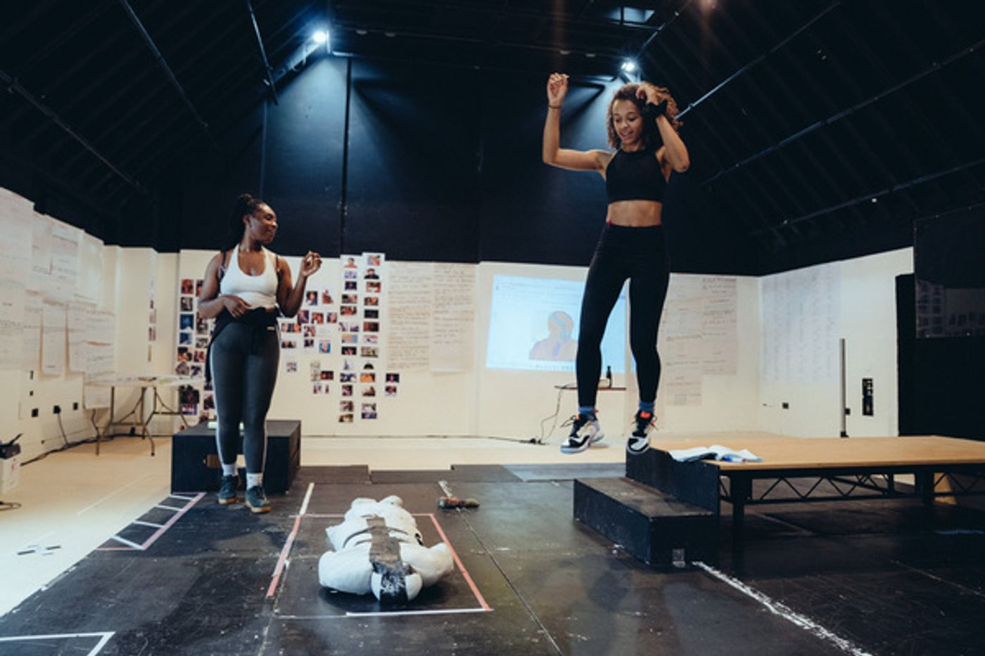 Photo Flash: Inside Rehearsal For SEVEN METHODS OF KILLING KYLIE JENNER at the Royal Court Theatre Photo Flash: Inside Rehearsal For SEVEN METHODS OF KILLING KYLIE JENNER at the Royal Court Theatre Image