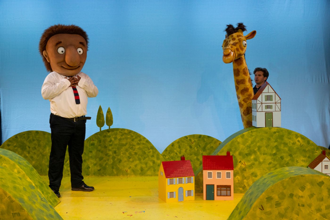 Photo Flash: Check Out Production Shots of THE SMARTEST GIANT IN TOWN Photo Flash: Check Out Production Shots of THE SMARTEST GIANT IN TOWN Image