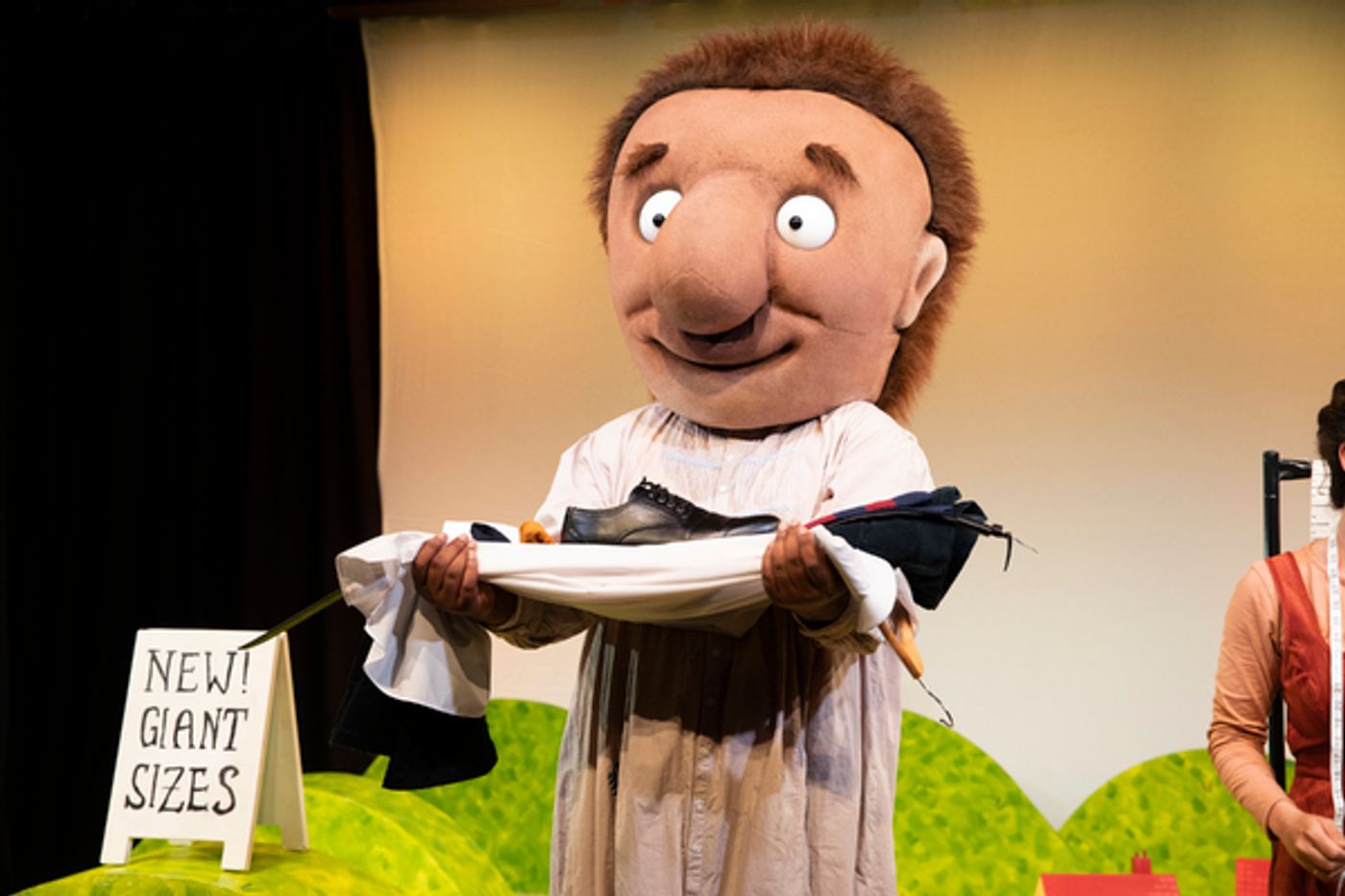 Photo Flash: Check Out Production Shots of THE SMARTEST GIANT IN TOWN  Image