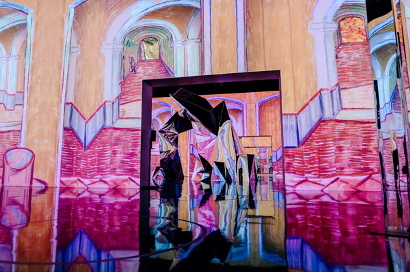 Photo Flash: First Look at IMMERSIVE VAN GOGH at Pier 36 Photo Flash: First Look at IMMERSIVE VAN GOGH at Pier 36 Image