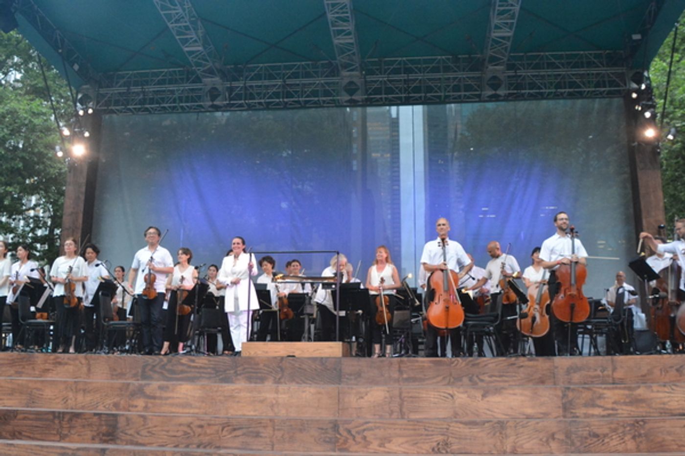 Photo Coverage: Jessica Vosk & More Kick Off New York Philharmonic's Bryant Park Picnic Performances  Image