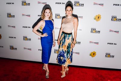 Samantha Sturman and Jennifer Sanches Photo