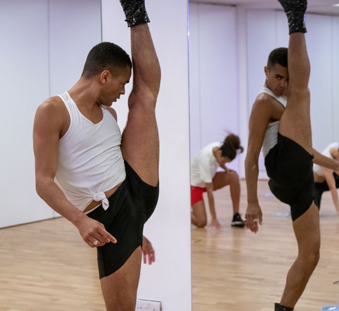 Photo Flash: Layton Williams Rehearses Dance Routine For WEST END MUSICAL CELEBRATION - Live At The Palace  Image