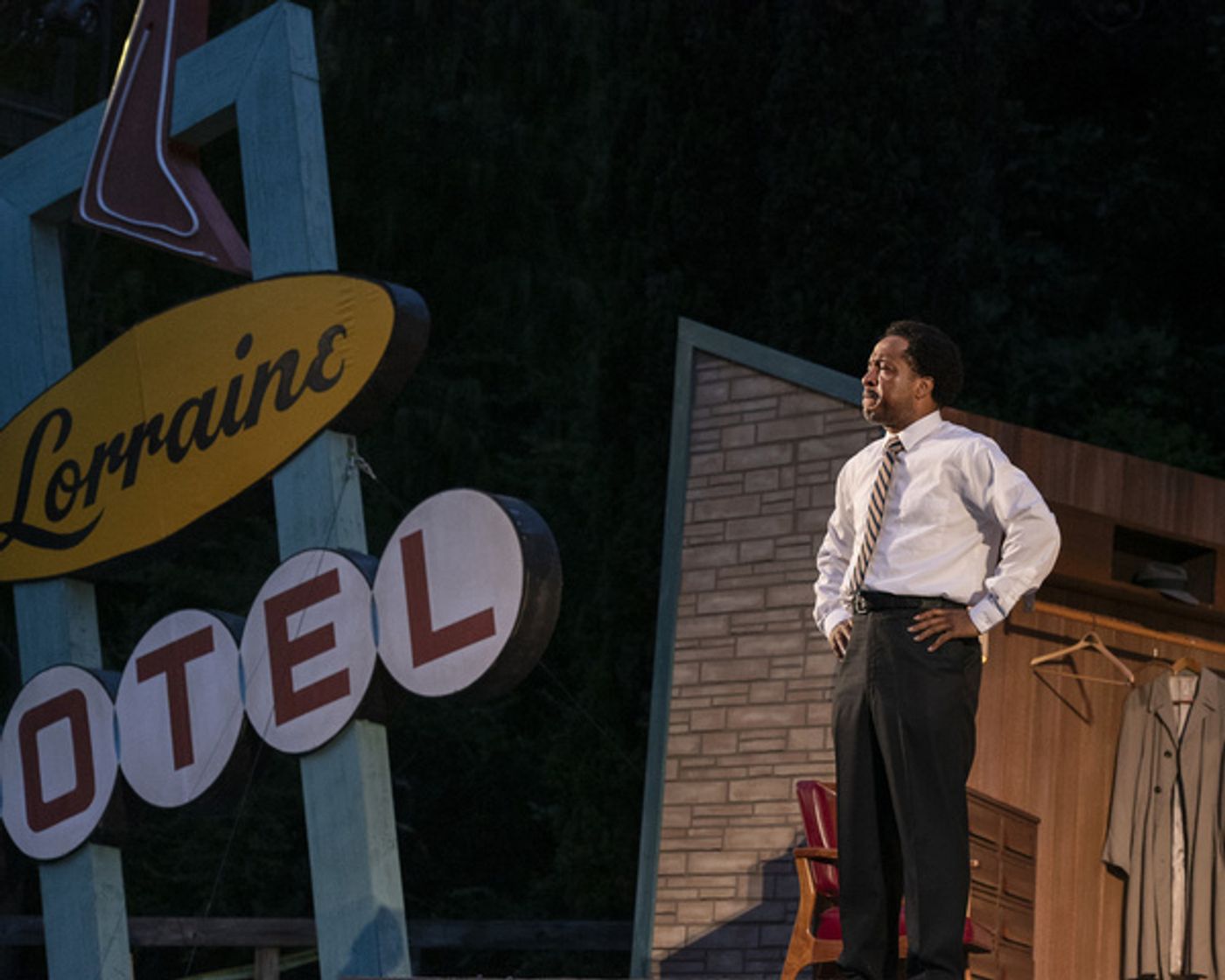 Photo Flash: THE MOUNTAINTOP Heads Into Final Weekend at Raleigh Little Theatre Photo Flash: THE MOUNTAINTOP Heads Into Final Weekend at Raleigh Little Theatre Image