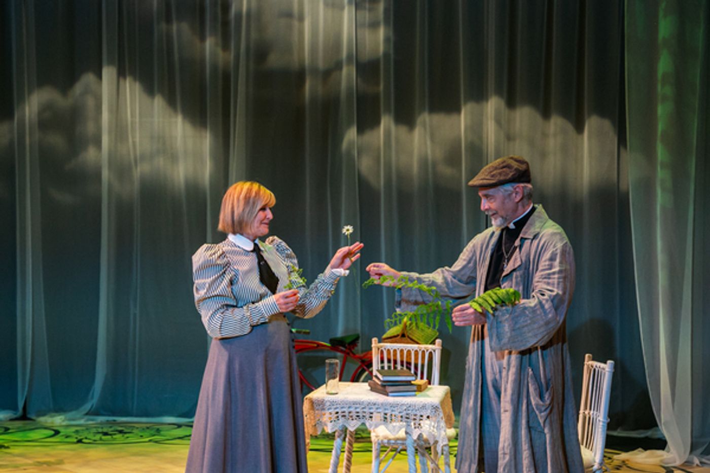 Photo Flash: Harriet Harris, Claire Saunders & More Star in THE IMPORTANCE OF BEING EARNEST at Berkshire Theatre Group  Image