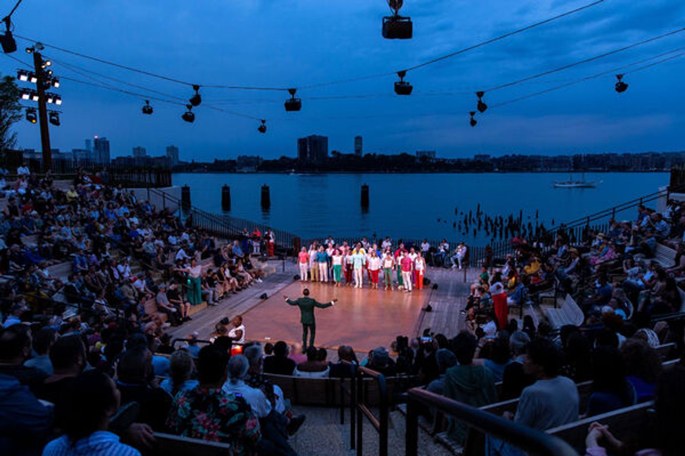 Photo Flash: See Norm Lewis, Jennifer Nettles, Phylicia Rashad & More at Broadway Inspirational Voices' Little Island Concert  Image