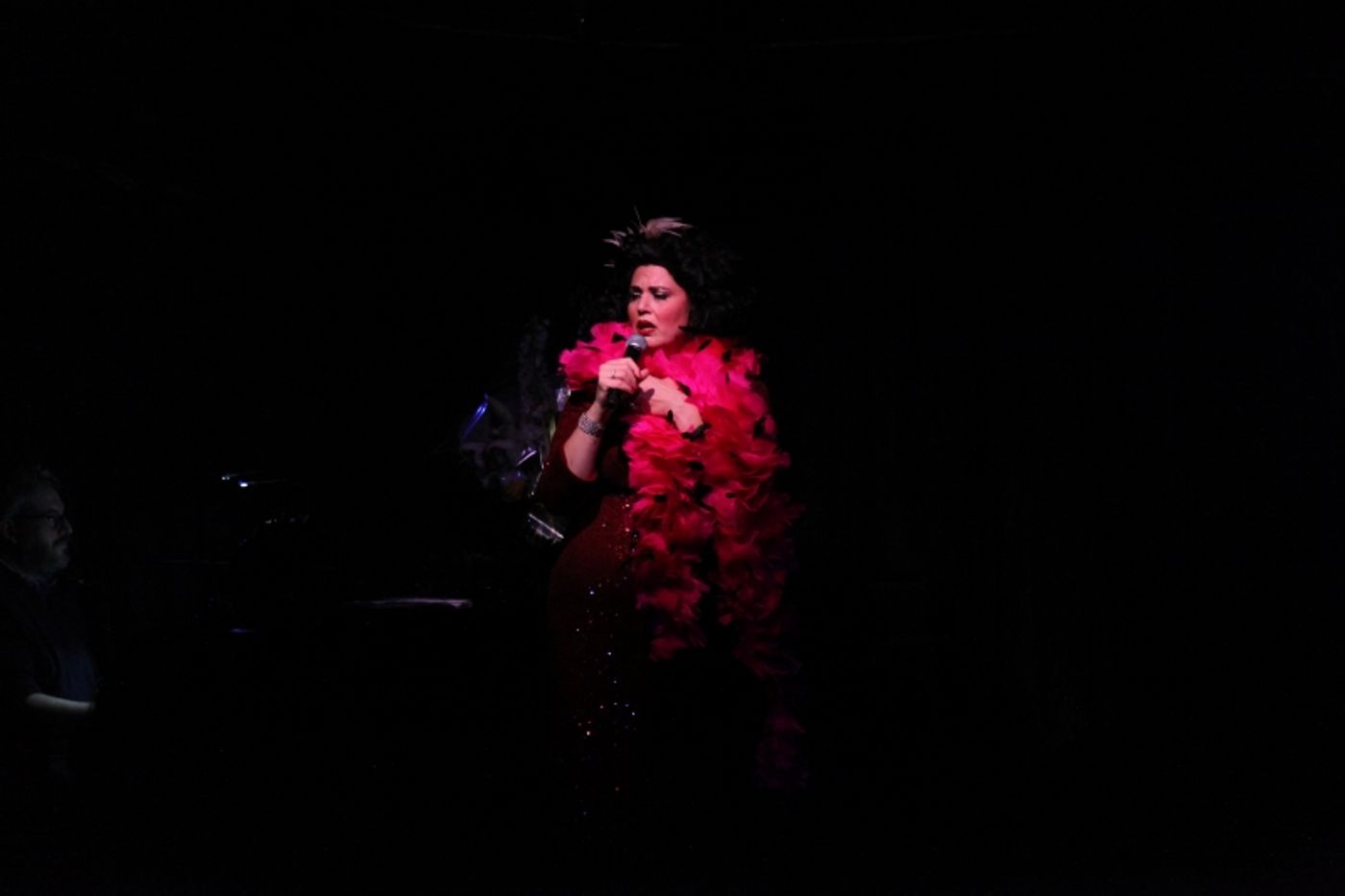 Photo Flash: LEANNE BORGHESI : BORGHESI'S BACK! at Don't Tell Mama Photo Flash: LEANNE BORGHESI : BORGHESI'S BACK! at Don't Tell Mama Image