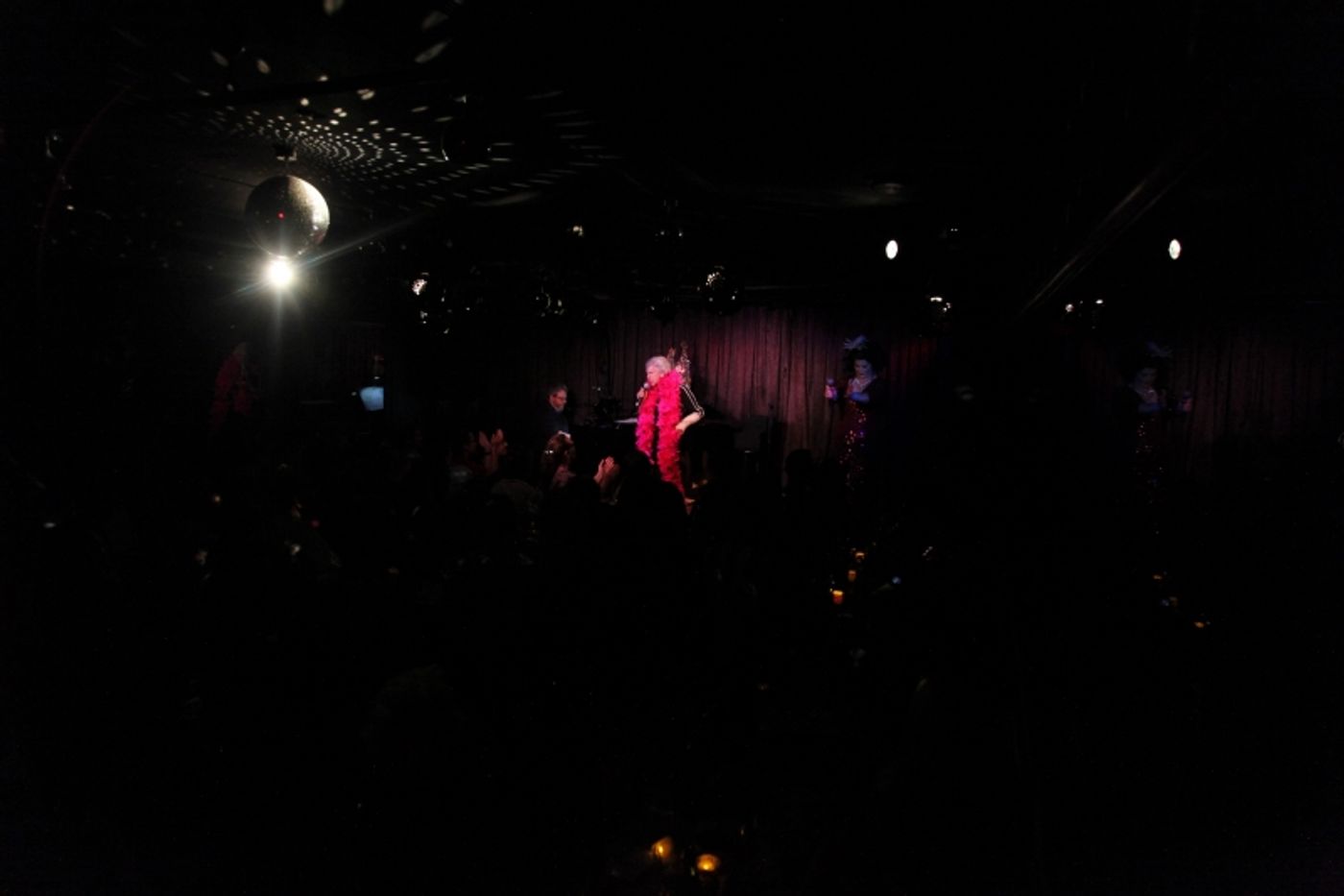 Photo Flash: LEANNE BORGHESI : BORGHESI'S BACK! at Don't Tell Mama Photo Flash: LEANNE BORGHESI : BORGHESI'S BACK! at Don't Tell Mama Image