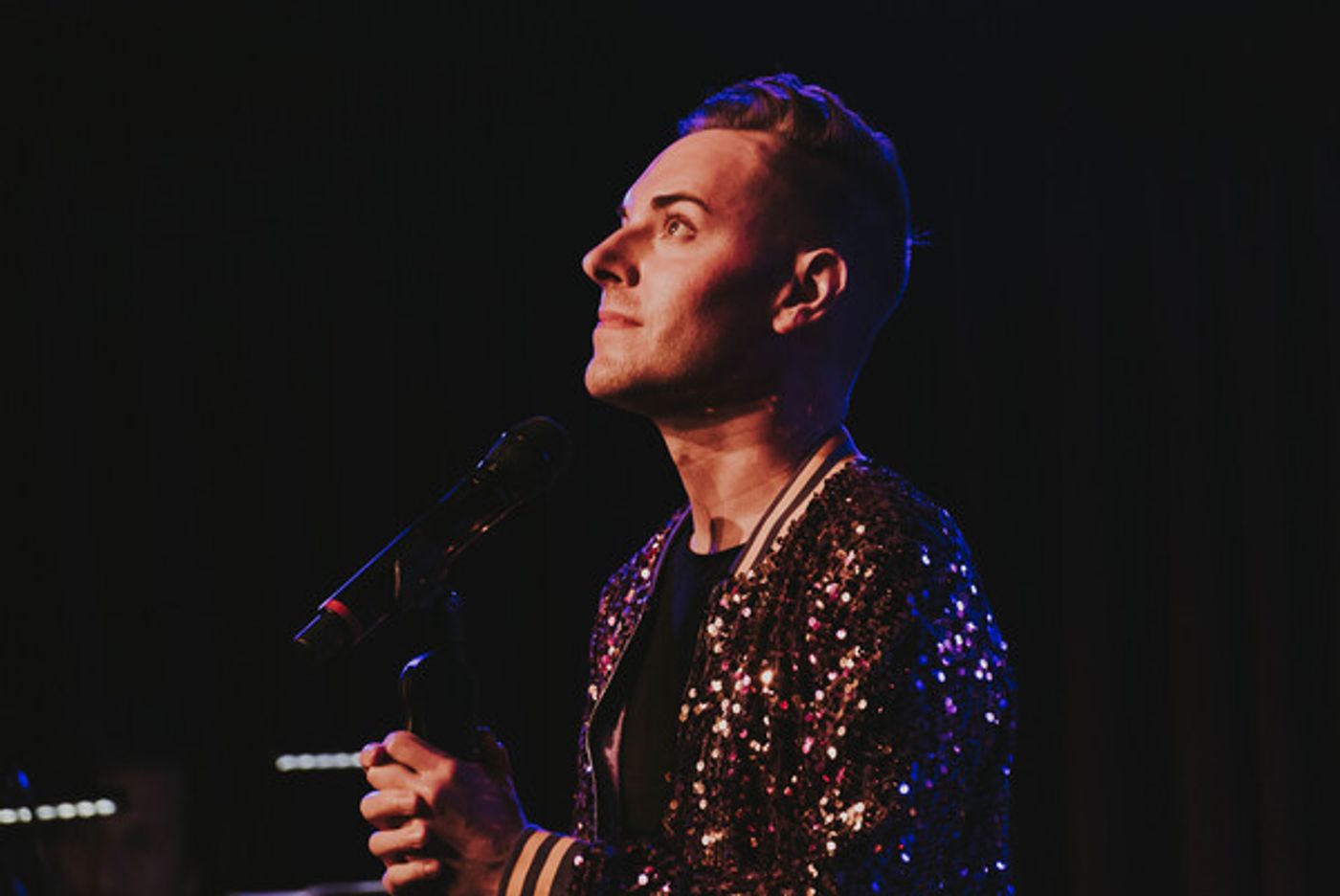 Photo Flash: Travis Moser Brings THE SONGS OF LINDA RONSTADT to The Green Room 42  Image