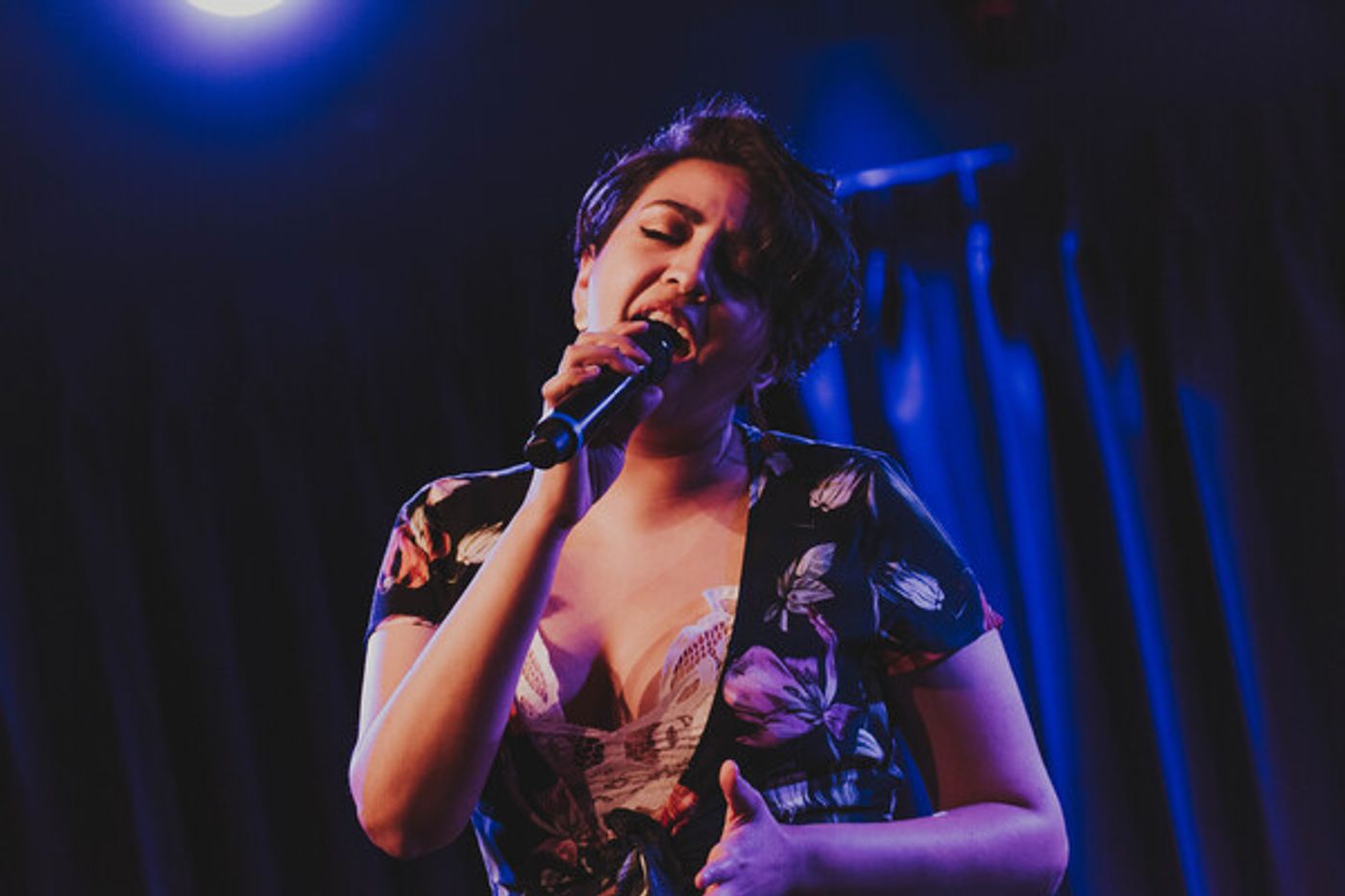 Photo Flash: Travis Moser Brings THE SONGS OF LINDA RONSTADT to The Green Room 42 Photo Flash: Travis Moser Brings THE SONGS OF LINDA RONSTADT to The Green Room 42 Image