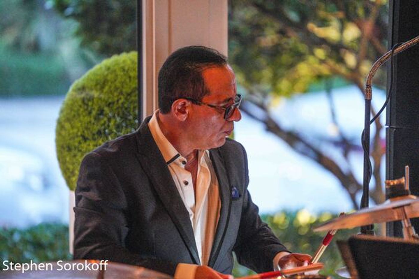 Photo Flash: Jill & Rich Switzer Bring Cabaret to Table 26  Image